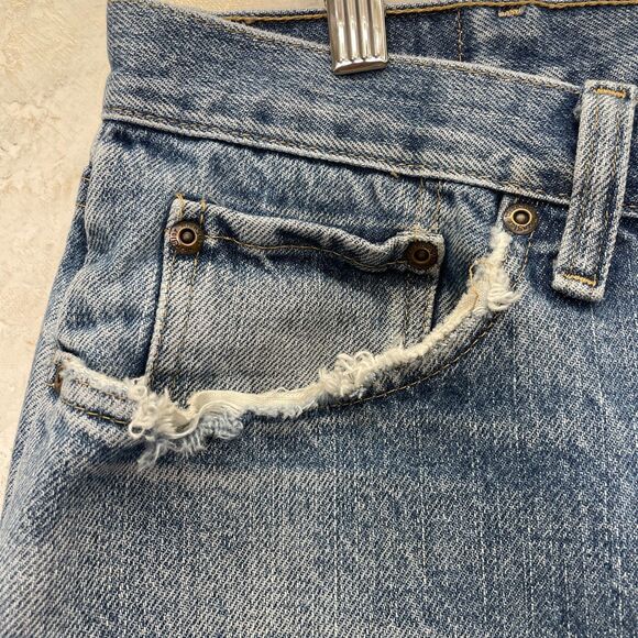 Vintage Wrangler Jeans Mens 32x35 Light Wash Distressed Vintage Wrangler Jeans - Picture 7 of 16